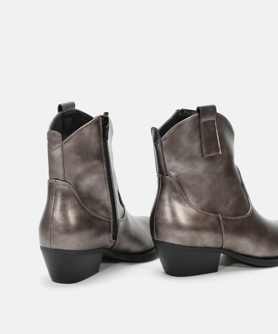 Botines cowboy metalizados image number null